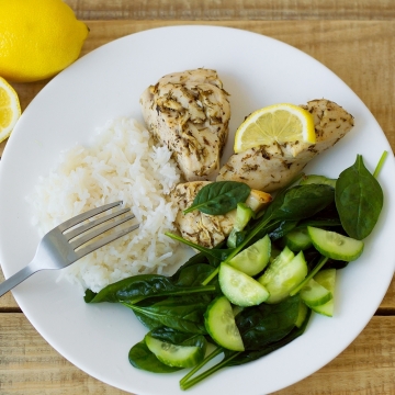 幼児期からはじめる食育のススメ。食の興味がバランス力を育てる