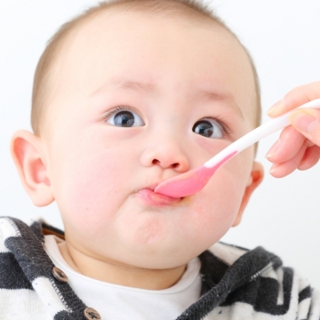 代替え食品を活用！食物アレルギーの赤ちゃんの離乳食について