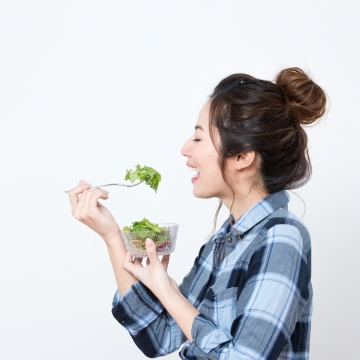 よく噛んで食べるクセはこうして習慣化！ 肥満予防やむし歯予防にも